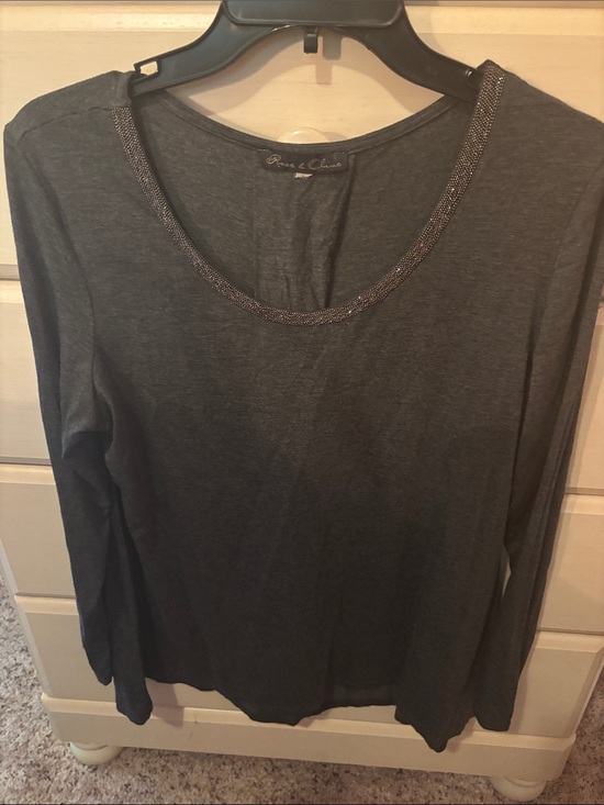 Rose & Olive Tops - Rose and Olive boutique Charcoal Gray Long-Sleeve Scoop Neck Top
